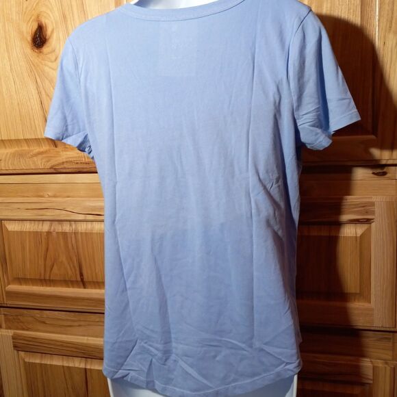 SO V Neck Tees | Women’s Size Medium | Bundle of 2 - Picture 9 of 13